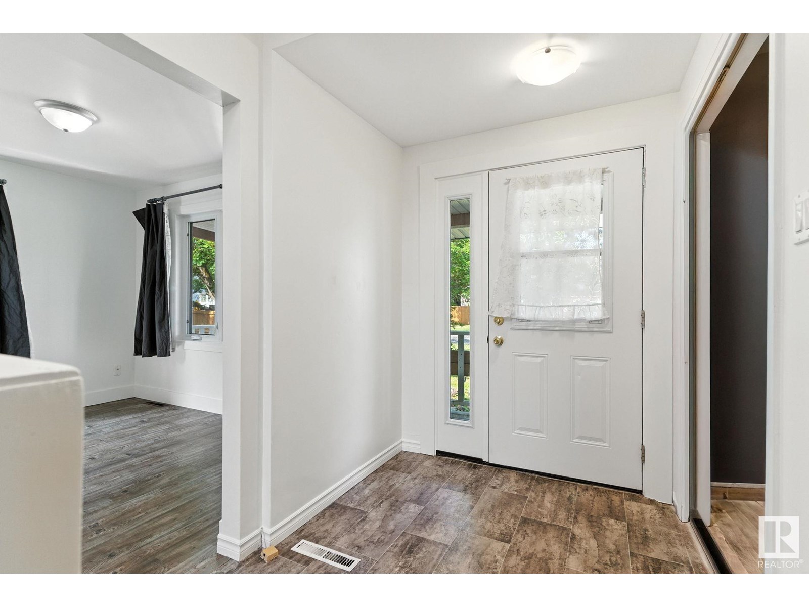 12509 81 ST NW