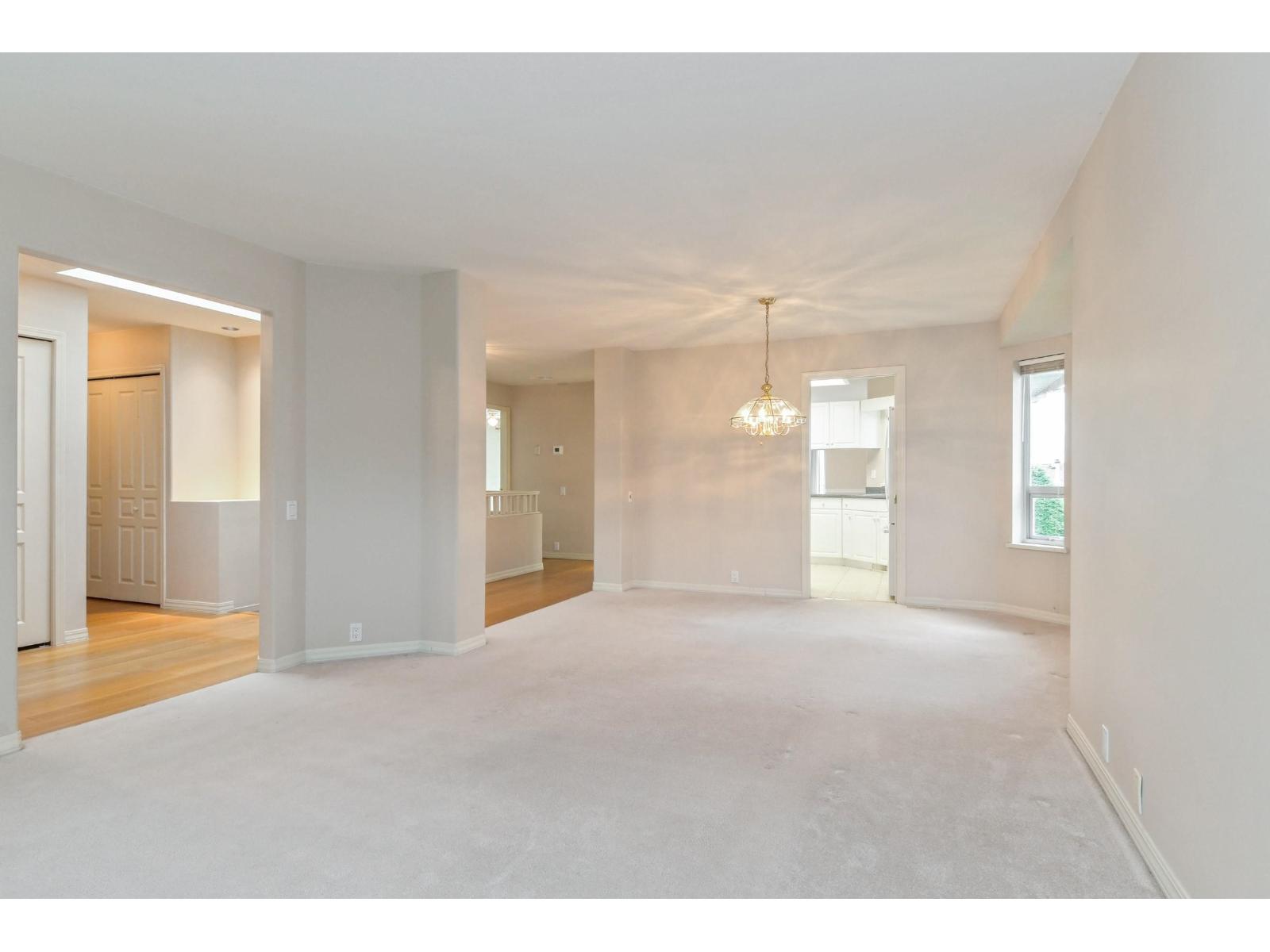 106 31406 UPPER MACLURE ROAD