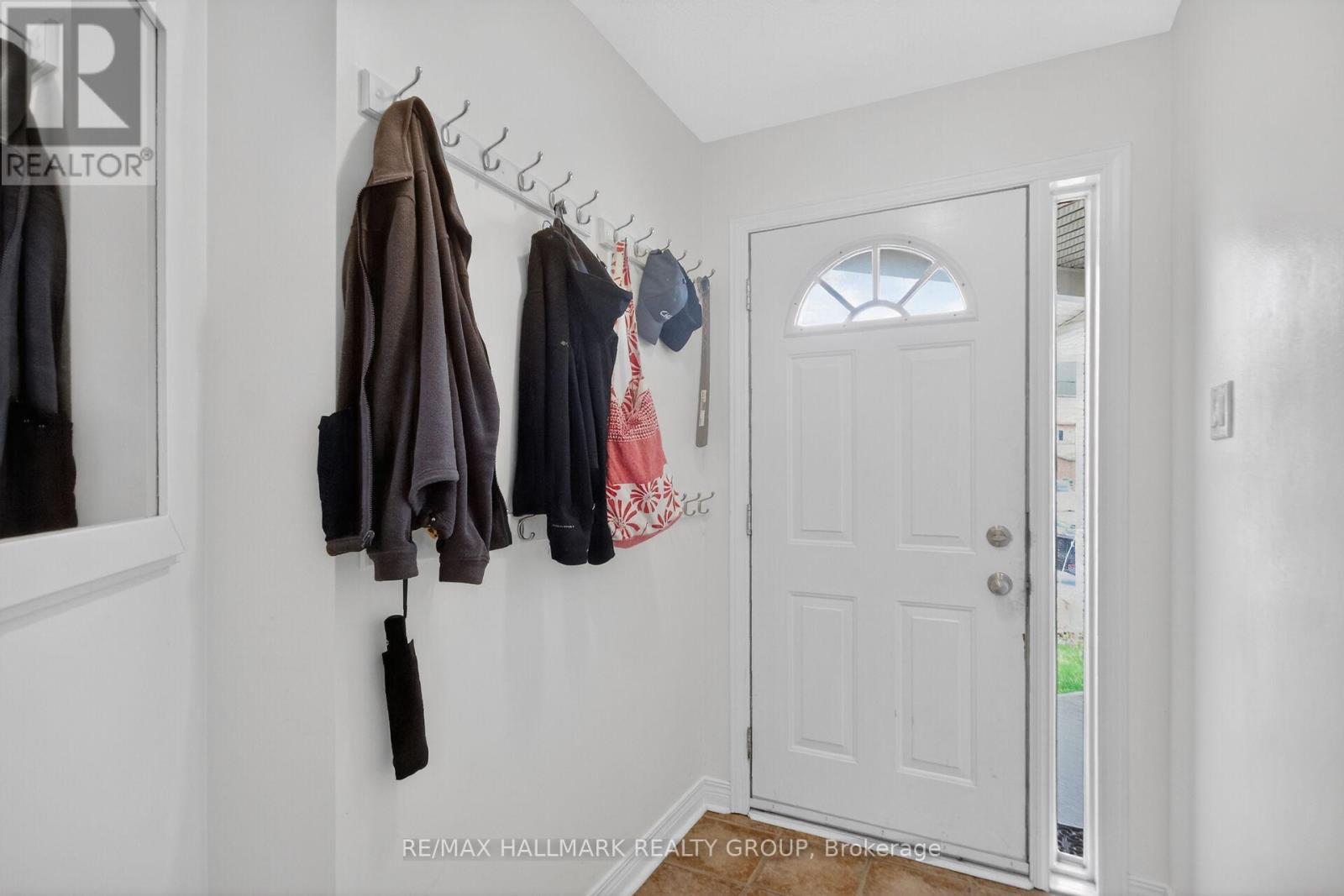 48 AVONMORE CRESCENT