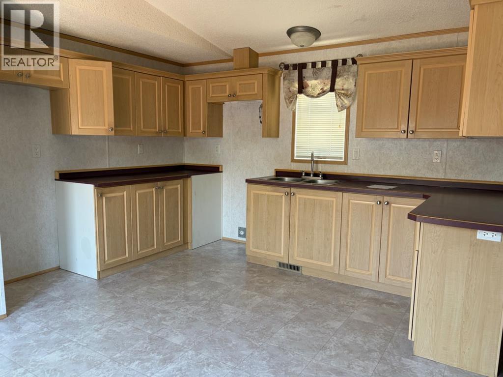 300 Grandview Crescent