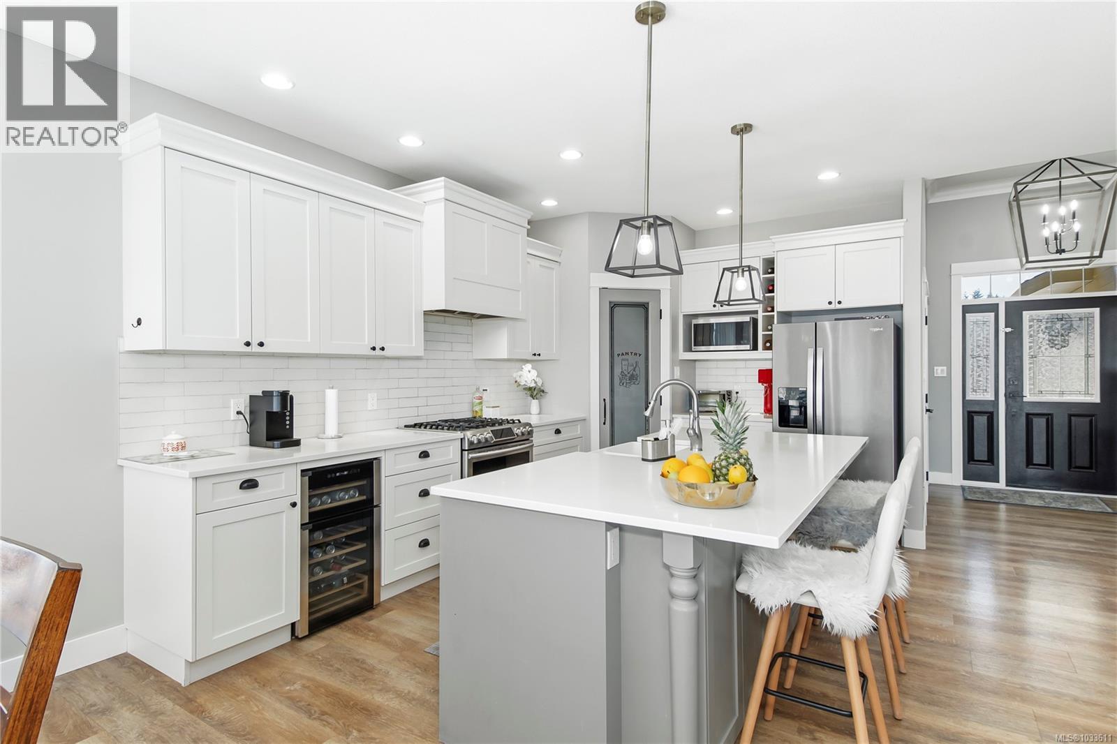 760 Timberline Dr