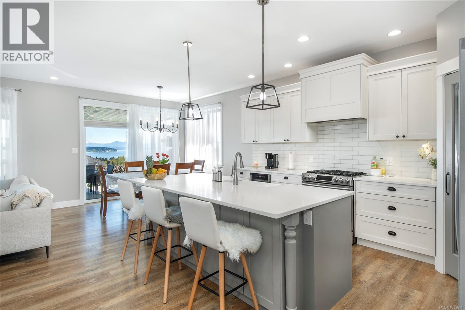 760 Timberline Dr