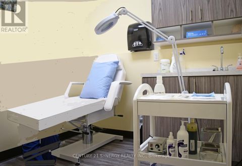 2 - 207 BROCKVILLE STREET S Smiths Falls ON K7A3Z3