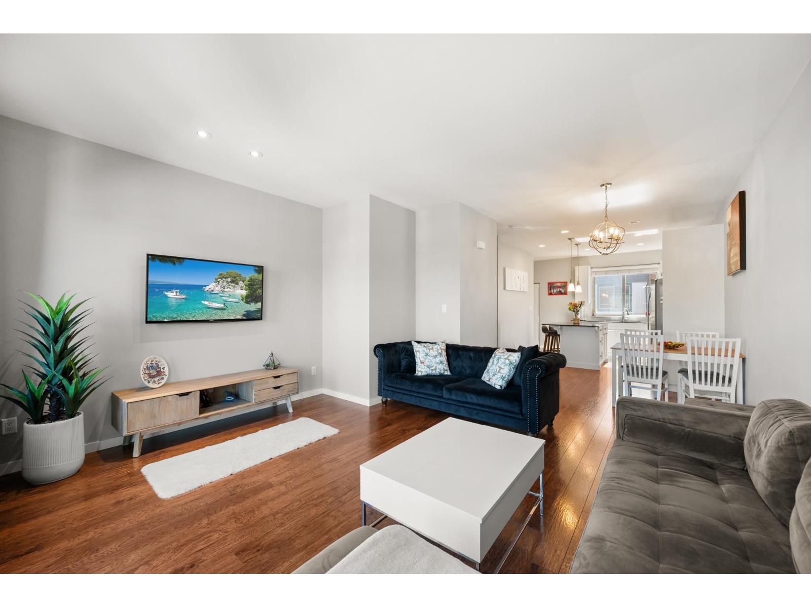 81 34248 KING ROAD
