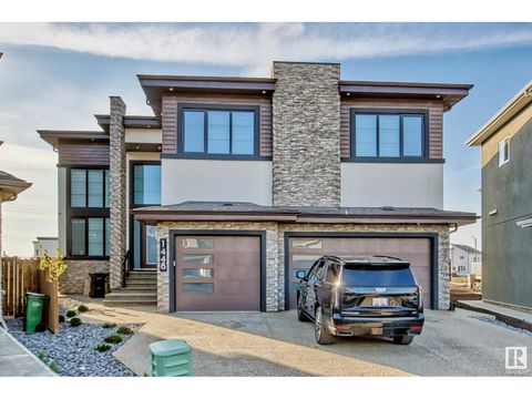 1448 25 ST NW Edmonton AB T6T2K7