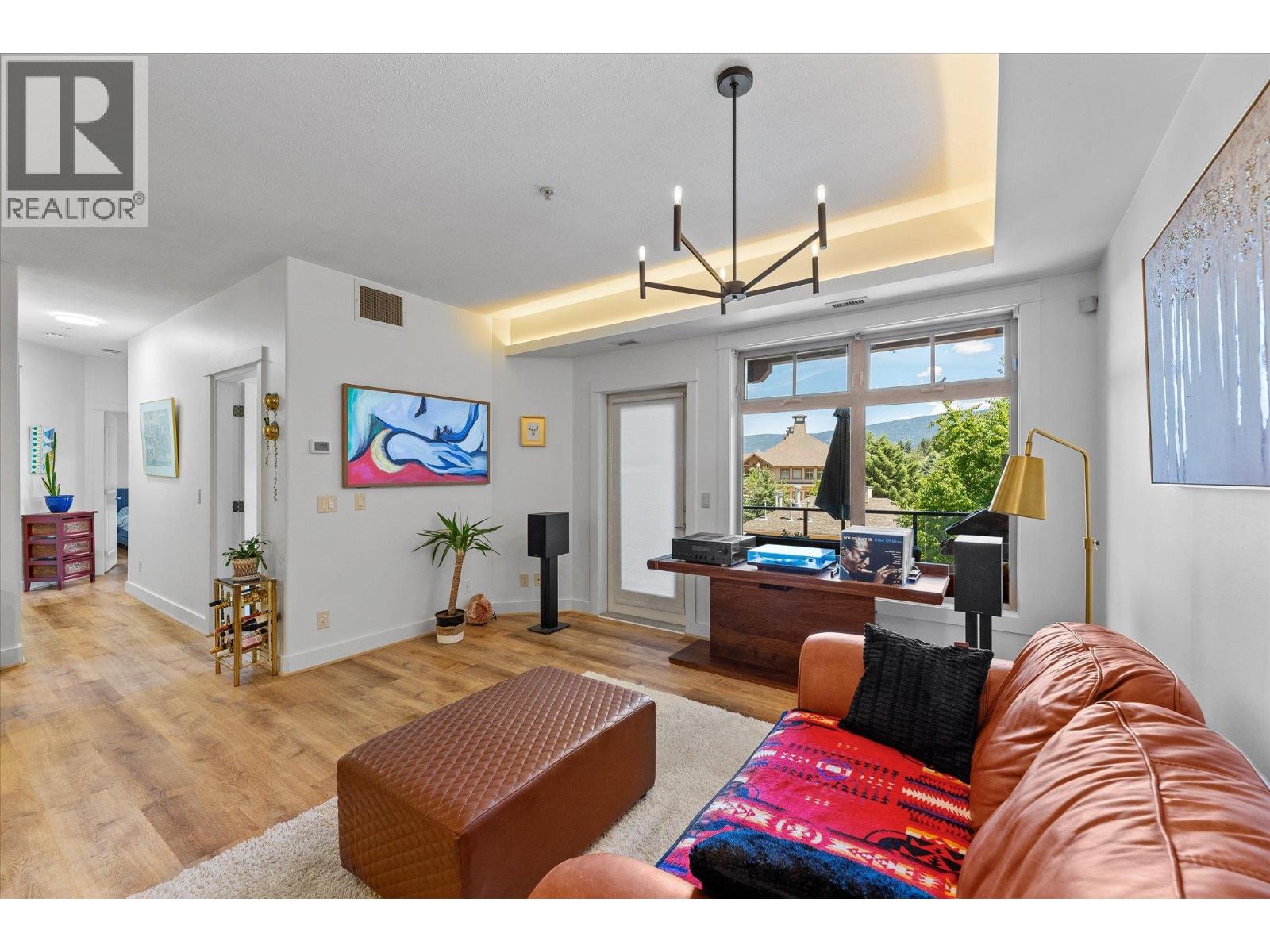 2551 Shoreline Drive Unit# 204