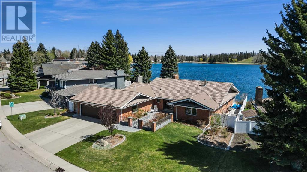 104 Midpark Crescent SE