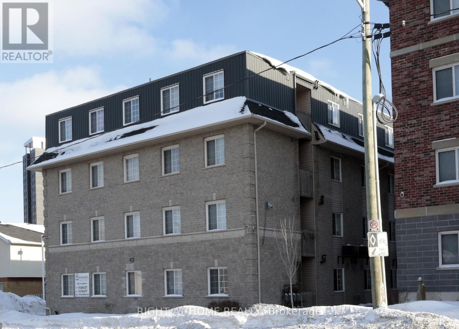 35 COLUMBIA STREET W