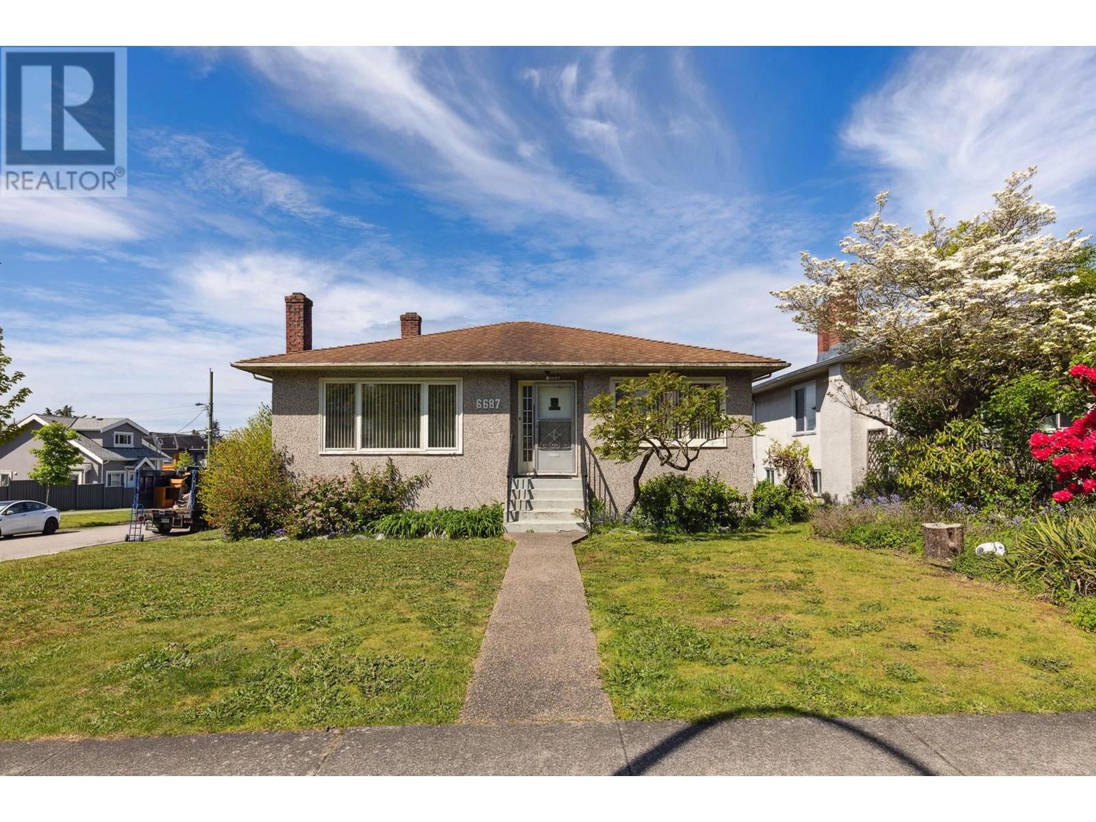 6687 KILLARNEY STREET