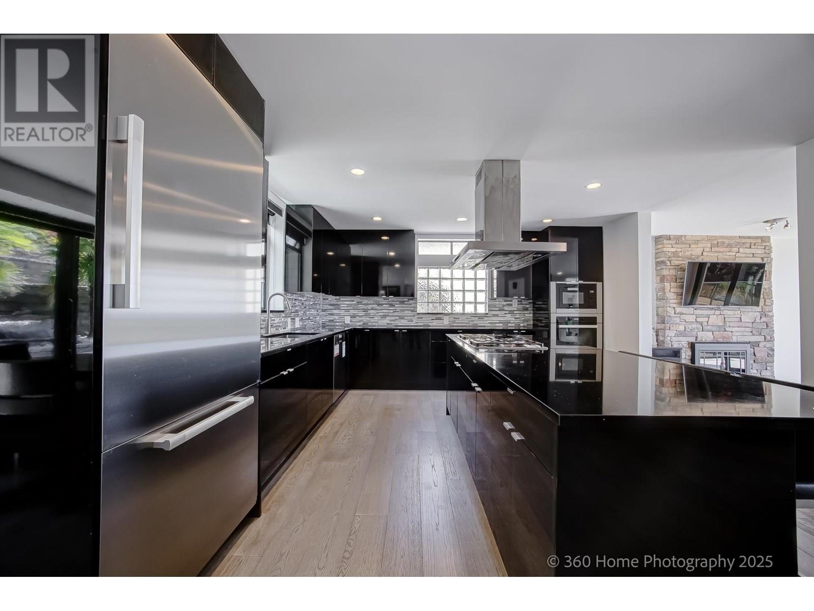 314 ROSEHILL WYND