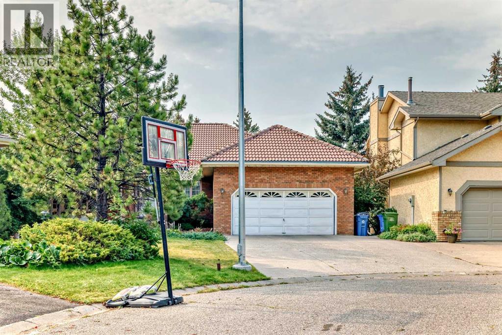 131 Varsity Estates Terrace NW