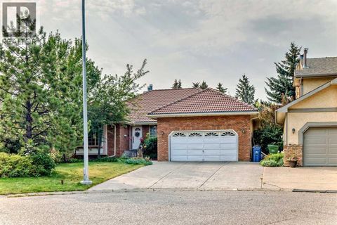 131 Varsity Estates Terrace NW Calgary AB T3B5J6