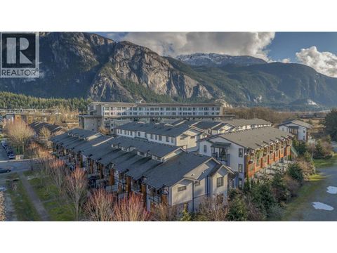 Property photo of 40 1188 main street, squamish, BC v8b0z3