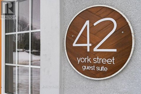 42 YORK STREET Prince Edward County (Picton Ward) ON K0K2T0