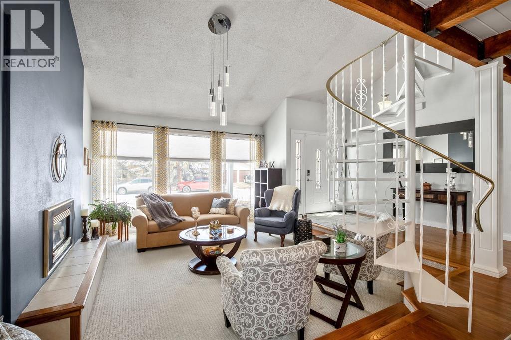 35 Parkwood Crescent