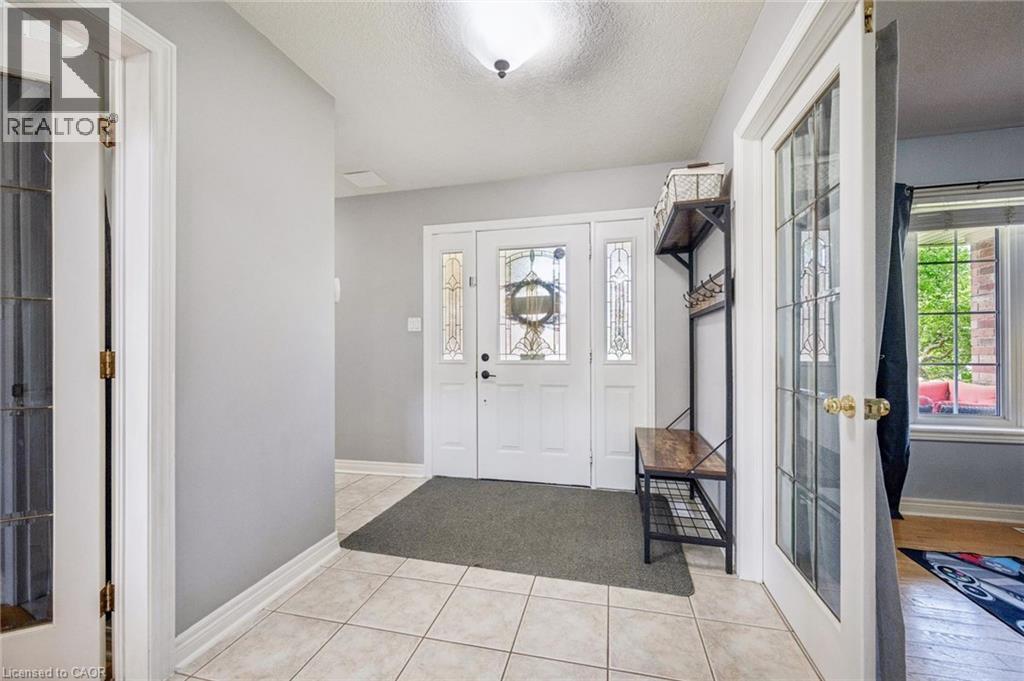 15 ZINKANN Crescent