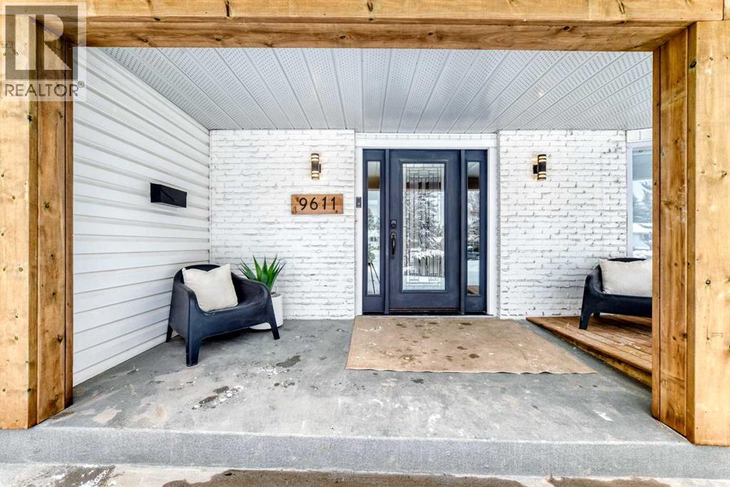 9611 Palisan Place SW