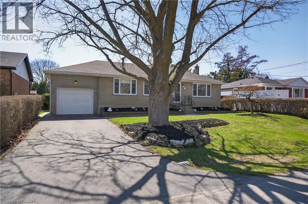 1055 SHEPHERD'S Drive