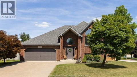 2840 WILDBERRY CRESCENT Tecumseh ON N9K1C2