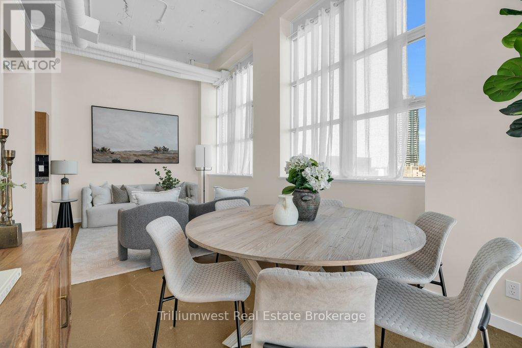 524 - 410 KING STREET W