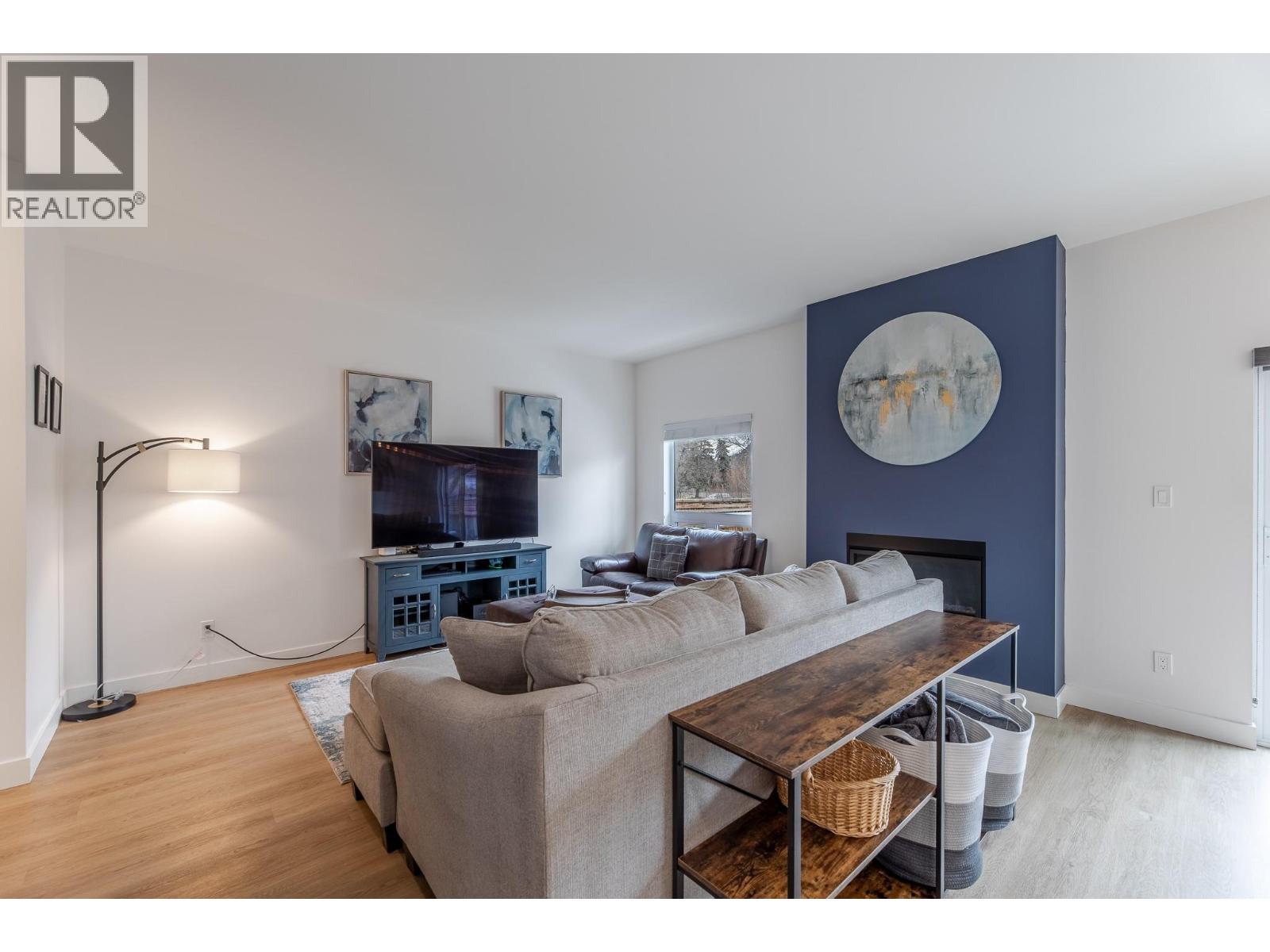 5011 Towgood Place Unit# 105