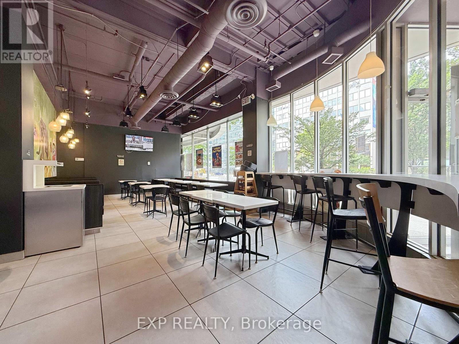 GROUND FLOOR - 505 UNIVERSITY AVENUE