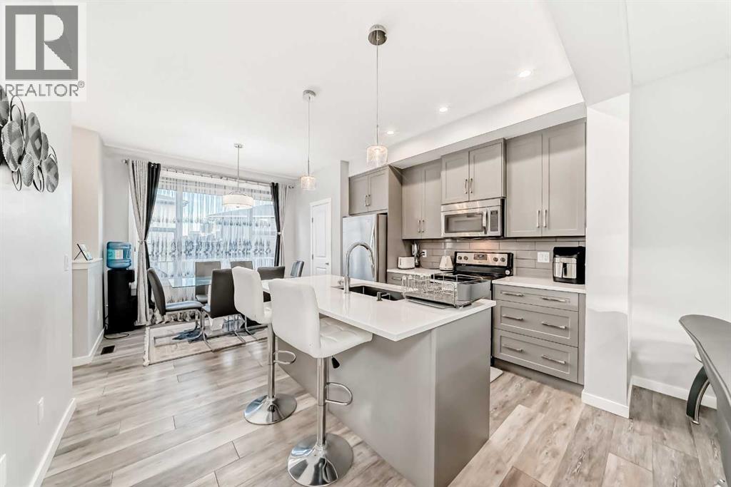 1810 Baywater Drive SW