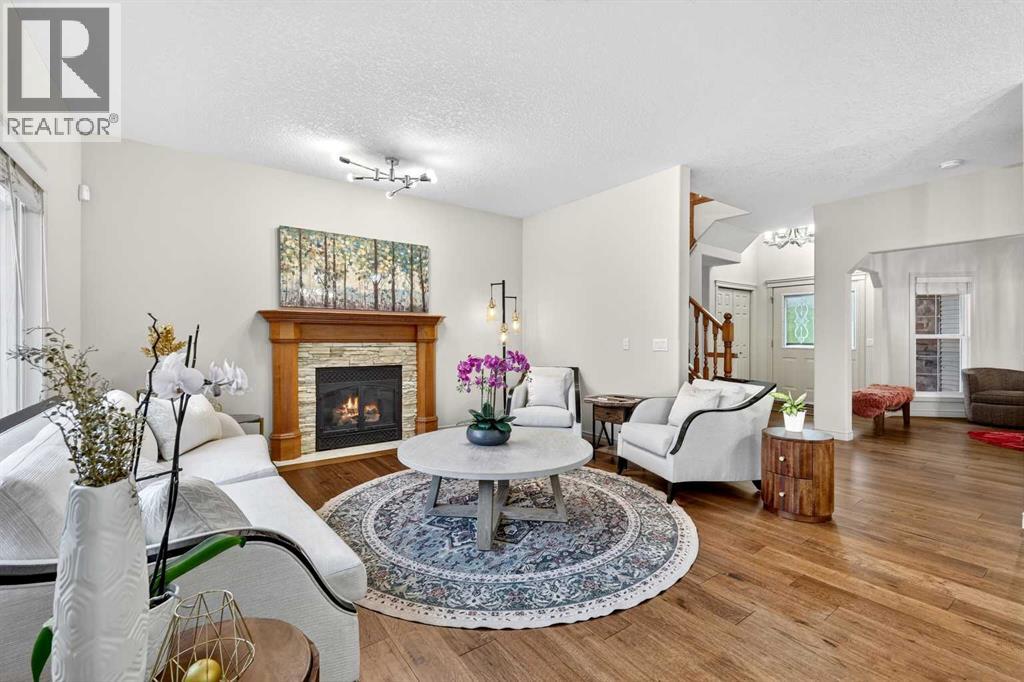 13 Cougar Ridge Circle SW