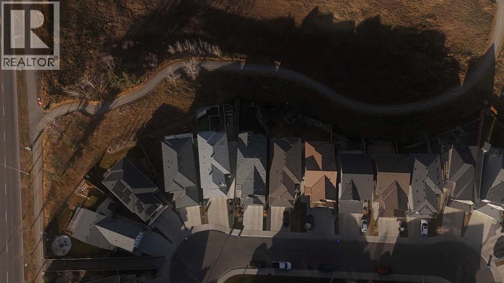 125 Sage Bluff Close NW