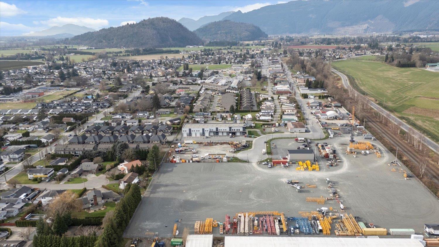 B 7500 PIONEER AVENUE|Agassiz