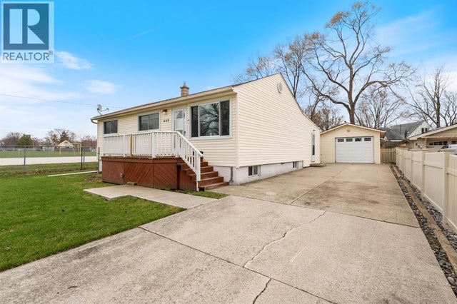 469 Bright STREET