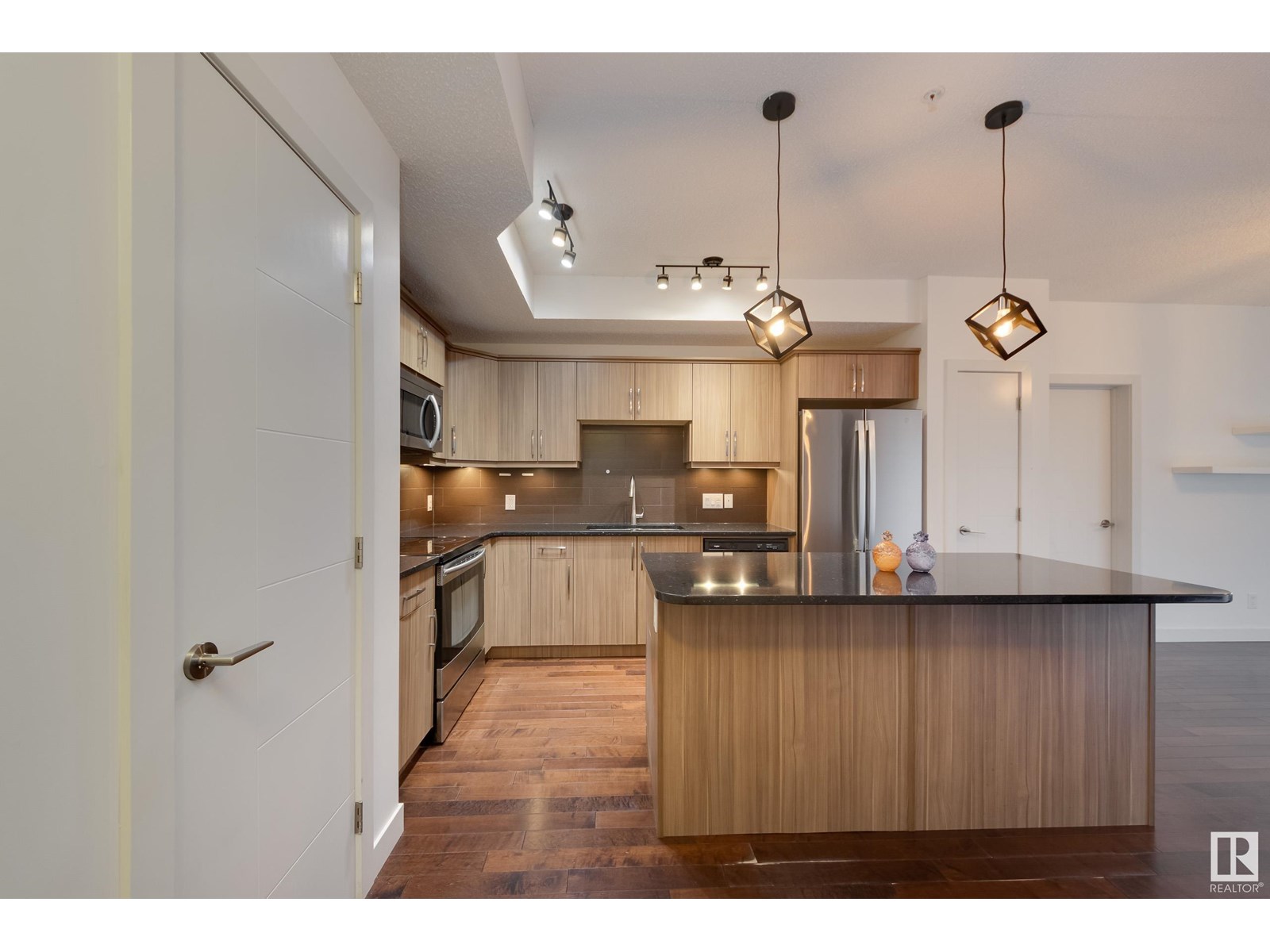#115 10523 123 ST NW