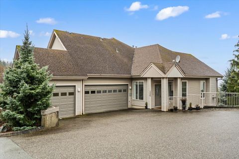 1706 5260 GOLDSPRING PLACE|Promontory Chilliwack BC V2R5S5