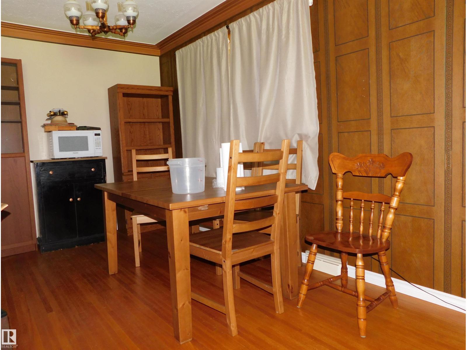 12356 132 ST NW