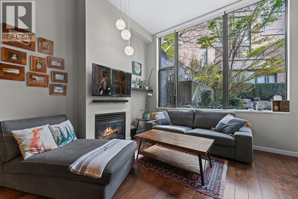 103 170 W 1ST STREET