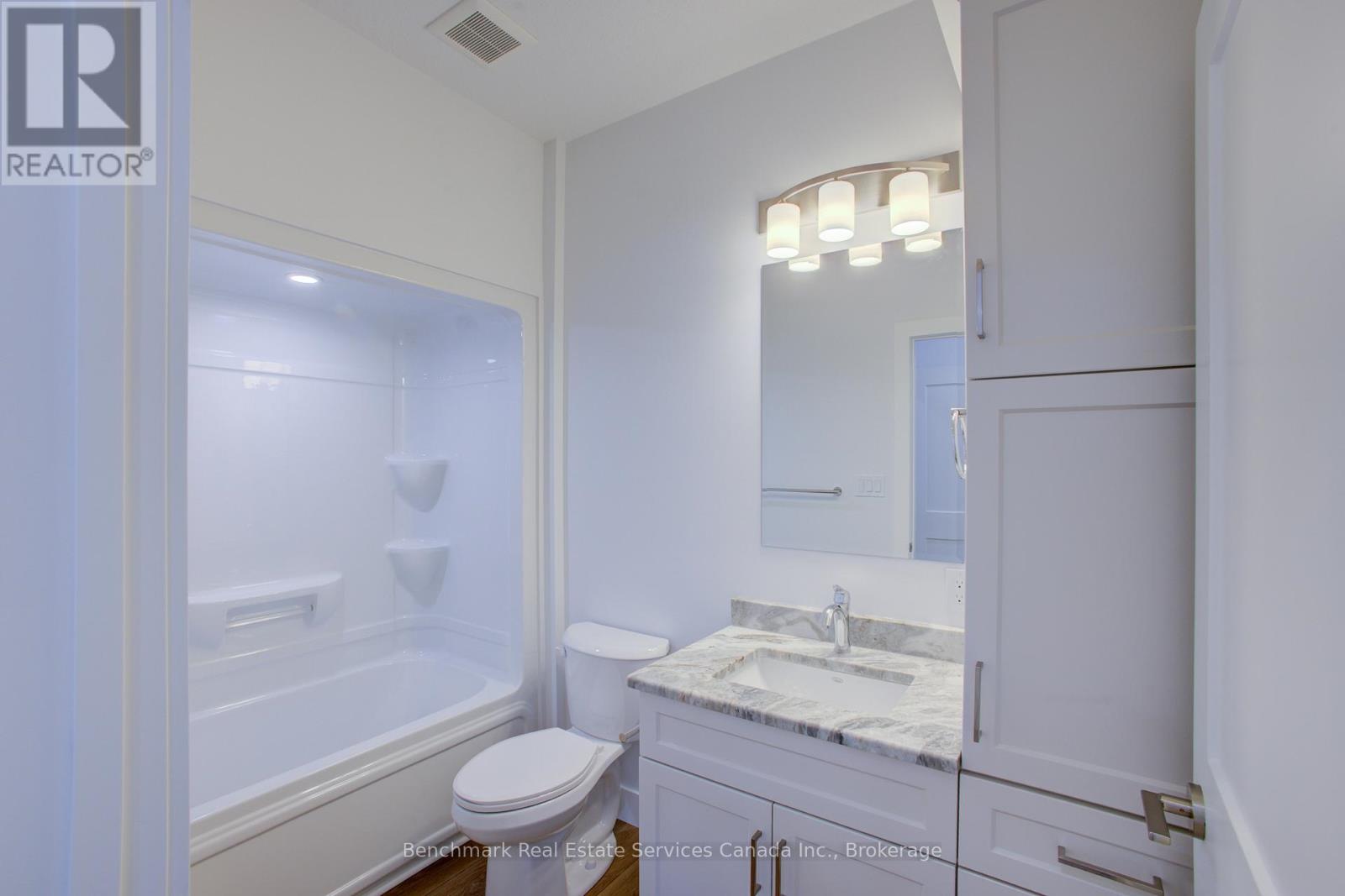 64 CAVALIER CRESCENT