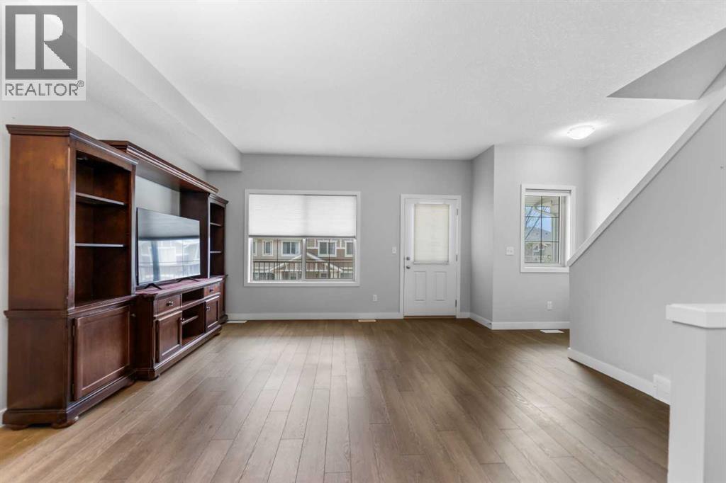 1010, 250 Sage Valley Road NW