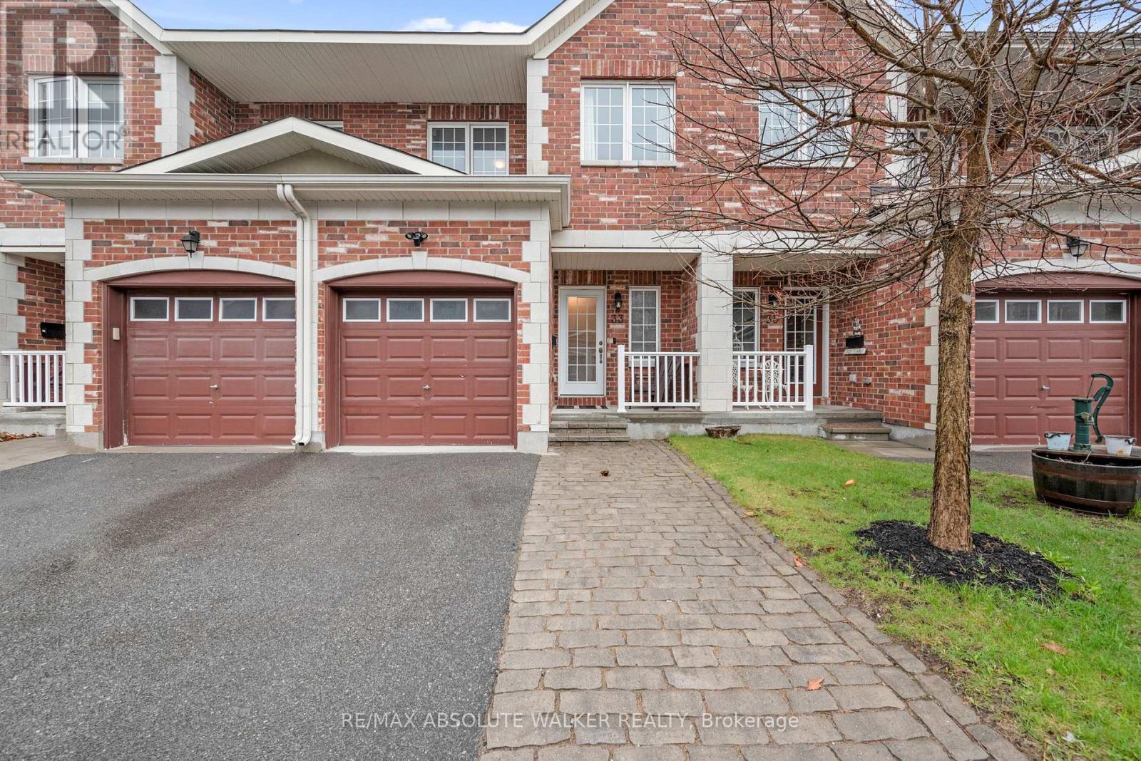 33 DUNDALK PRIVATE