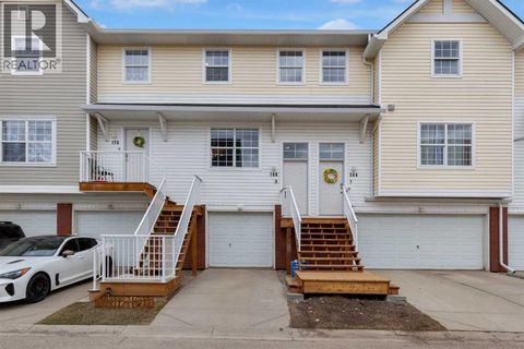 148 Prestwick Acres Lane SE Calgary AB T2Z3Y3