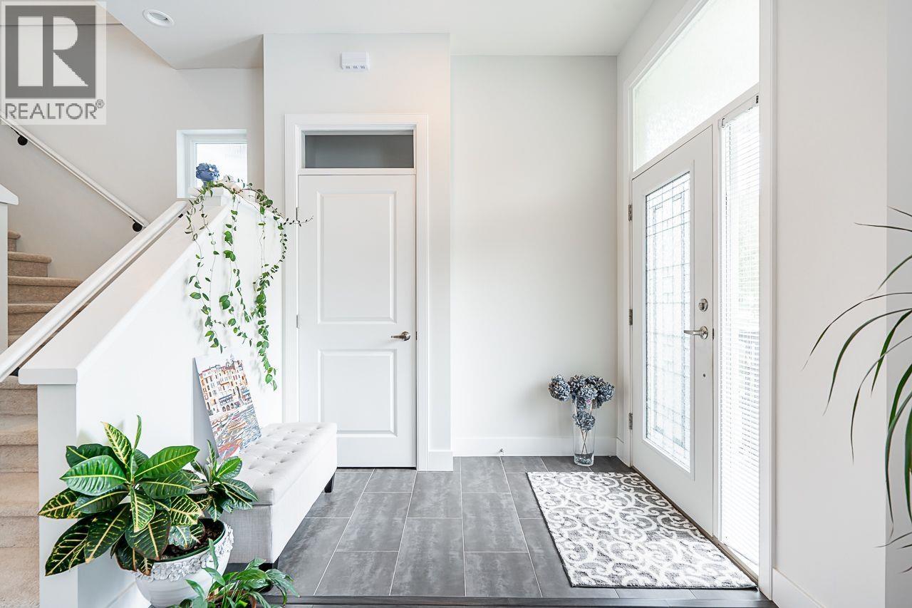 10489 ROBERTSON STREET