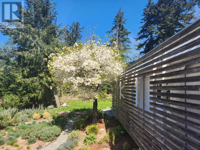 5667 GILLIES BAY RD ROAD