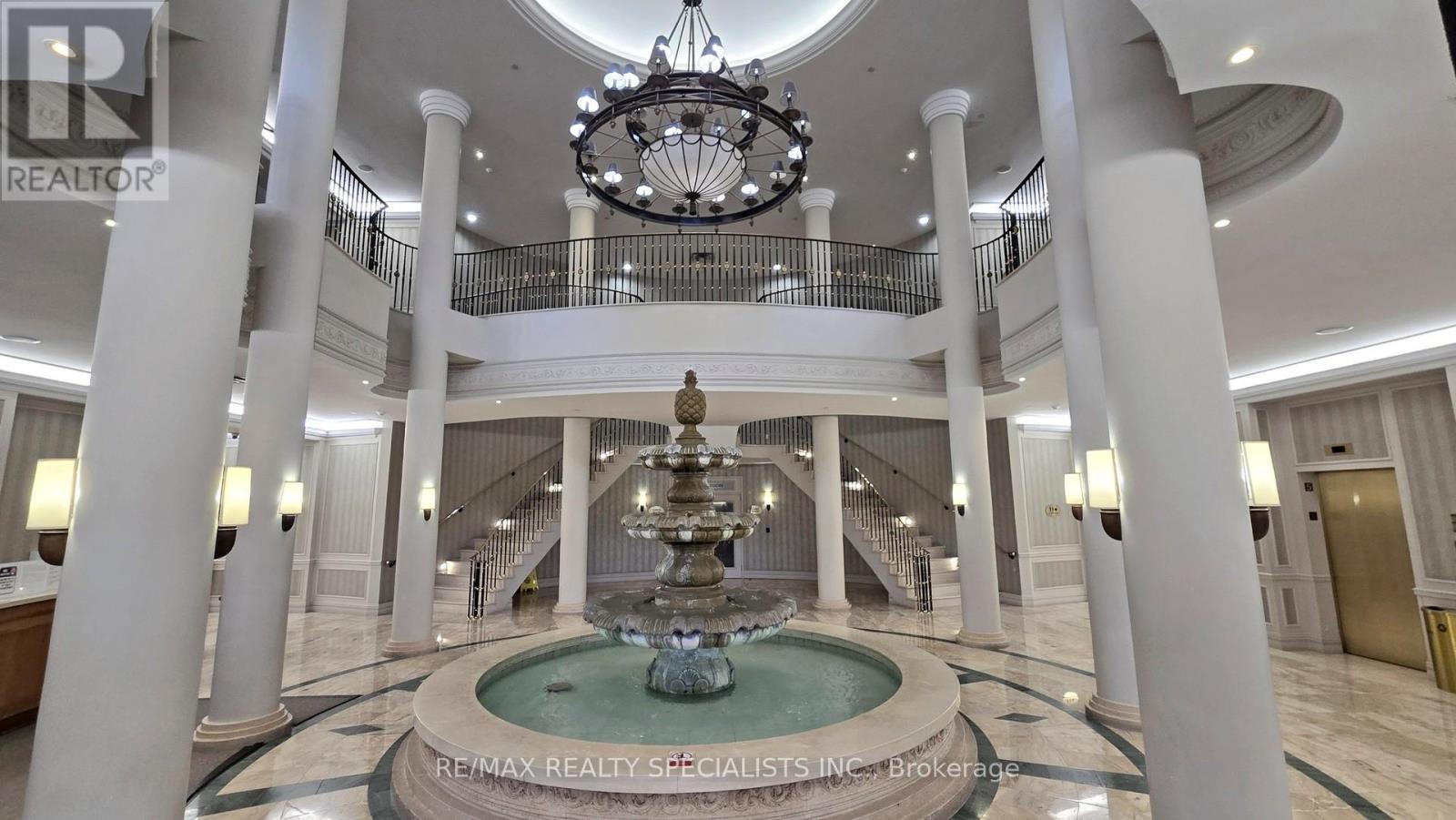 221 - 25 KINGSBRIDGE GARDEN CIRCLE