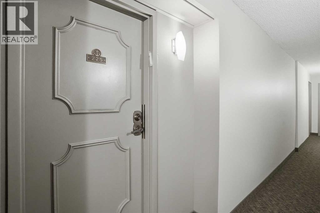 225, 2425 90 Avenue SW