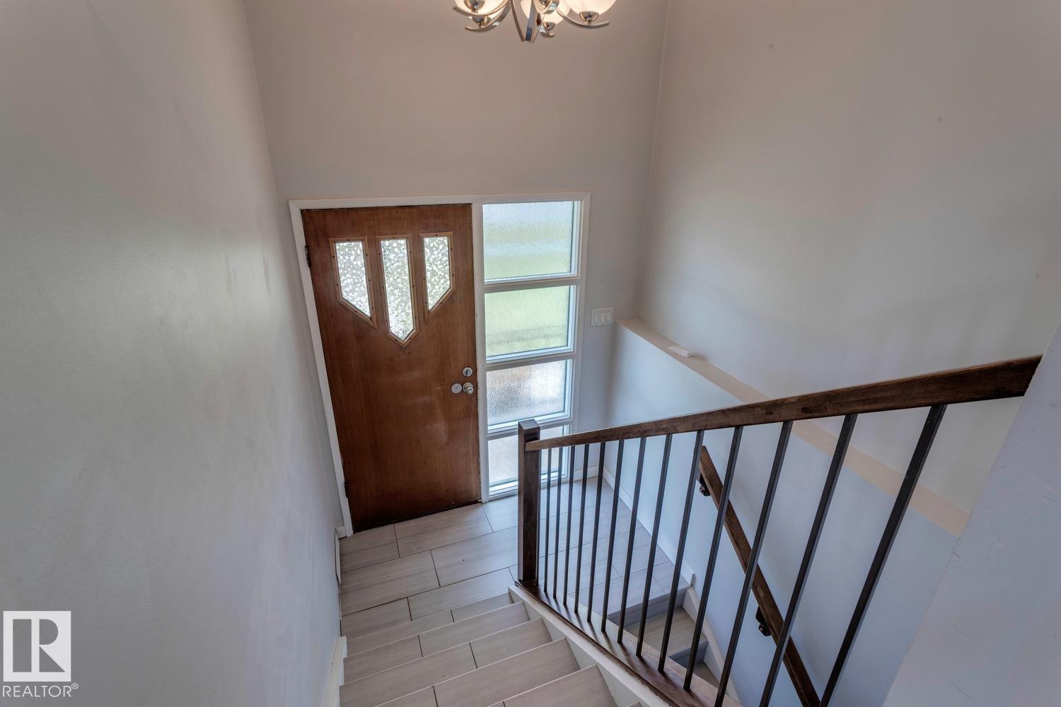 11348 87 ST NW