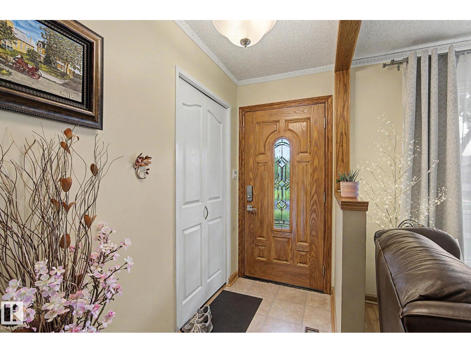 11638 123 ST NW NW