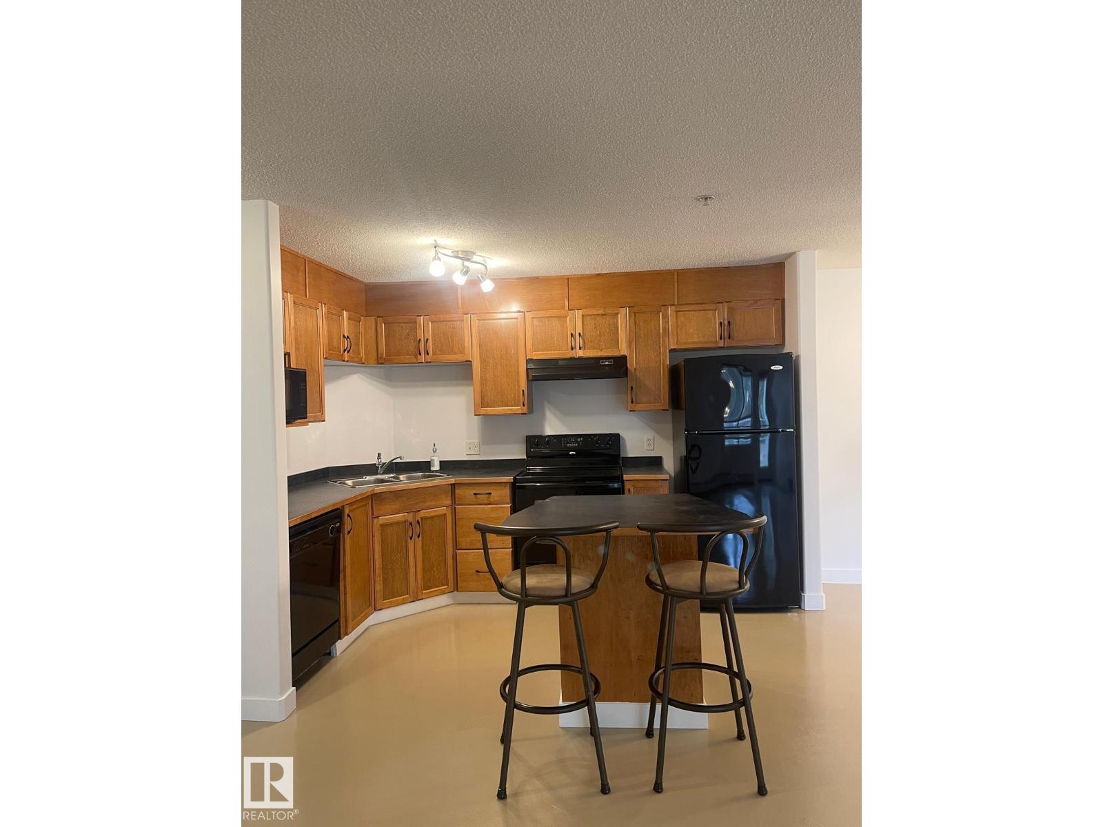 #115 5340 199 ST NW
