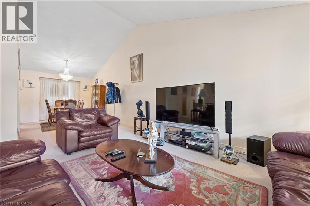 176 SANDFORD FLEMING Drive