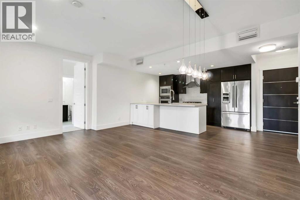 106, 3320 3 Avenue NW