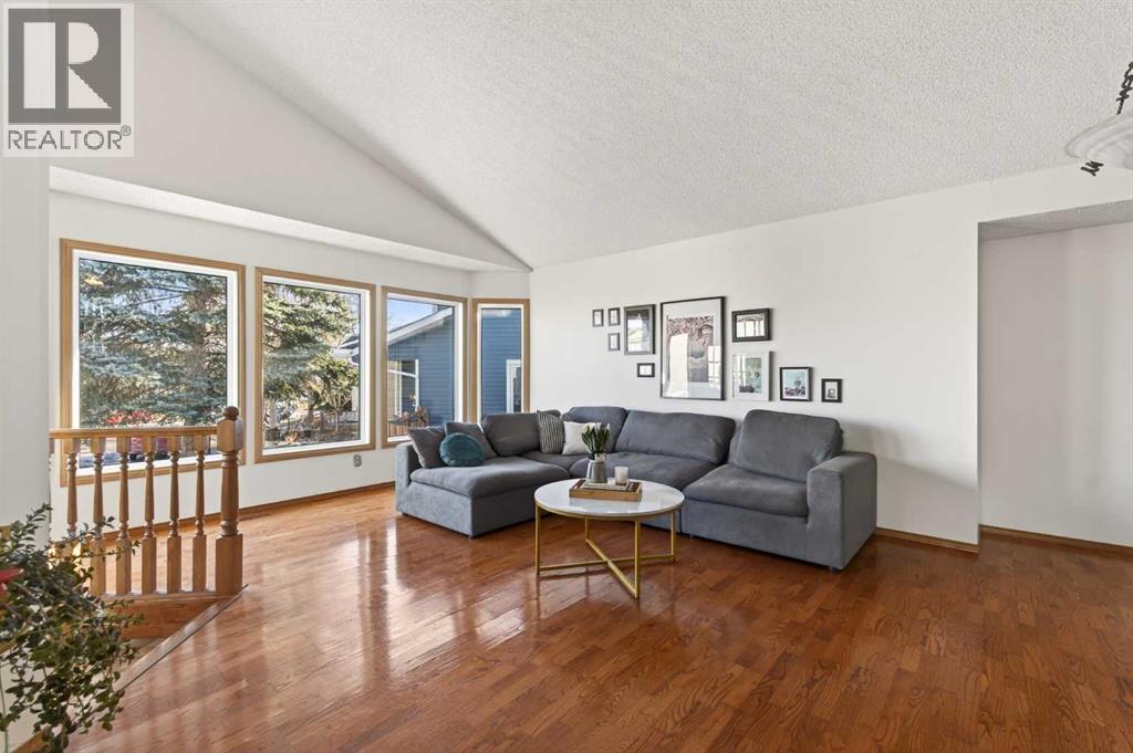 51 Riverbirch Place SE