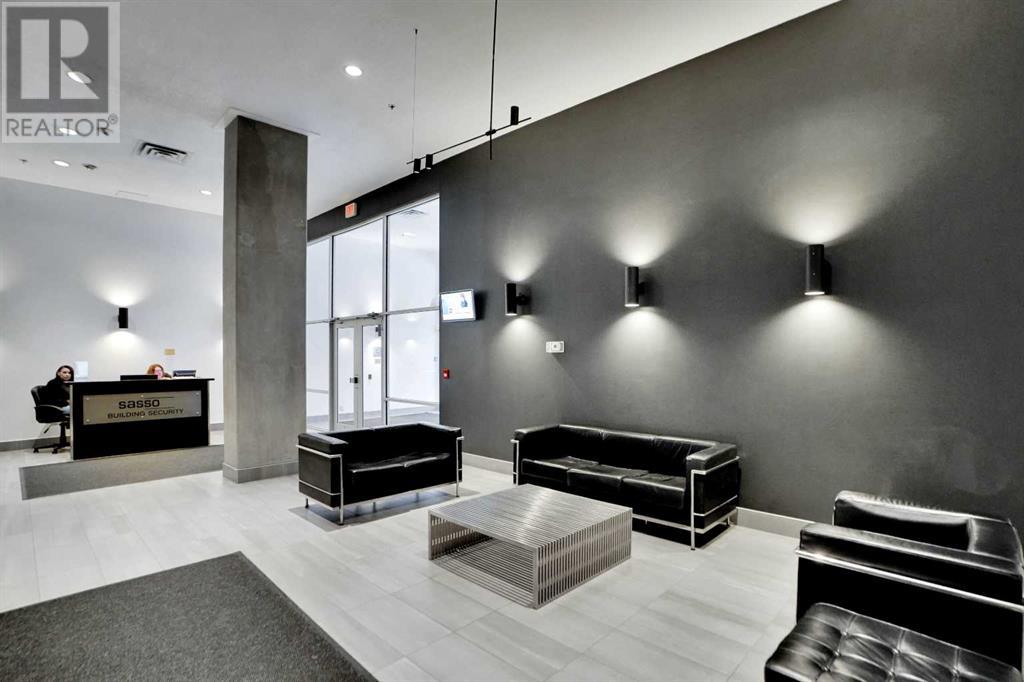 210, 1410 1 Street SE